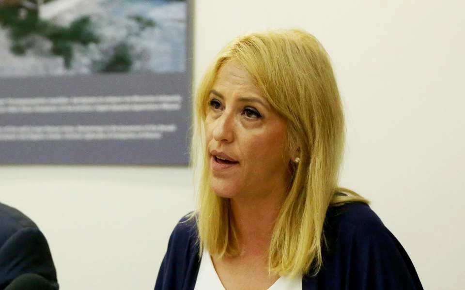 Αρνείται κάθε ευθύνη για τη φονική πυρκαγιά στο Μάτι η Ρένα Δούρου